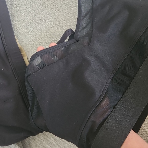 Bombshell Sportswear - Picture 4 of 5